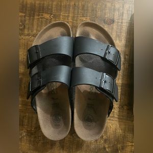 Burkenstock women’s size 7.5